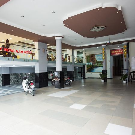Tay Nguyen Hotel Kon Tum Екстер'єр фото