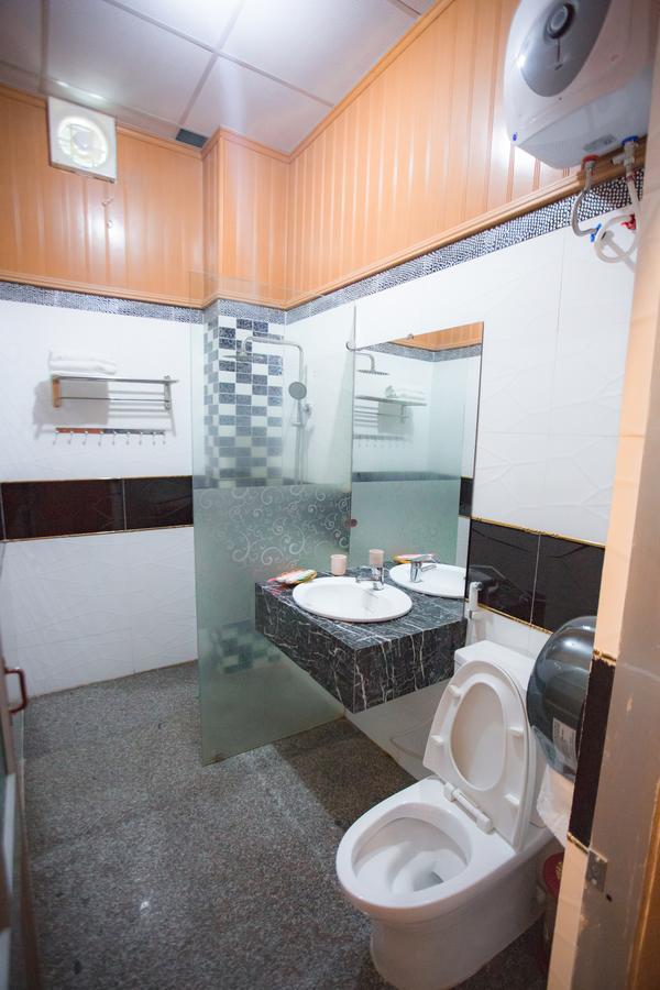 Tay Nguyen Hotel Kon Tum Екстер'єр фото
