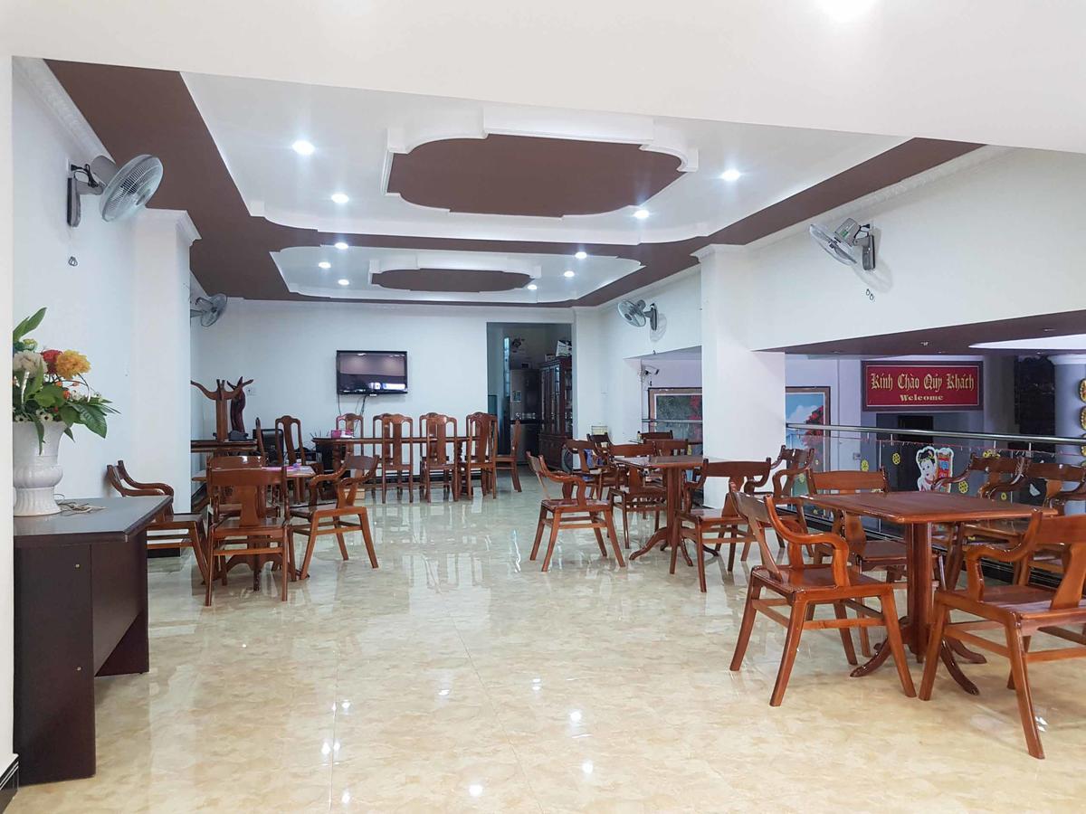 Tay Nguyen Hotel Kon Tum Екстер'єр фото