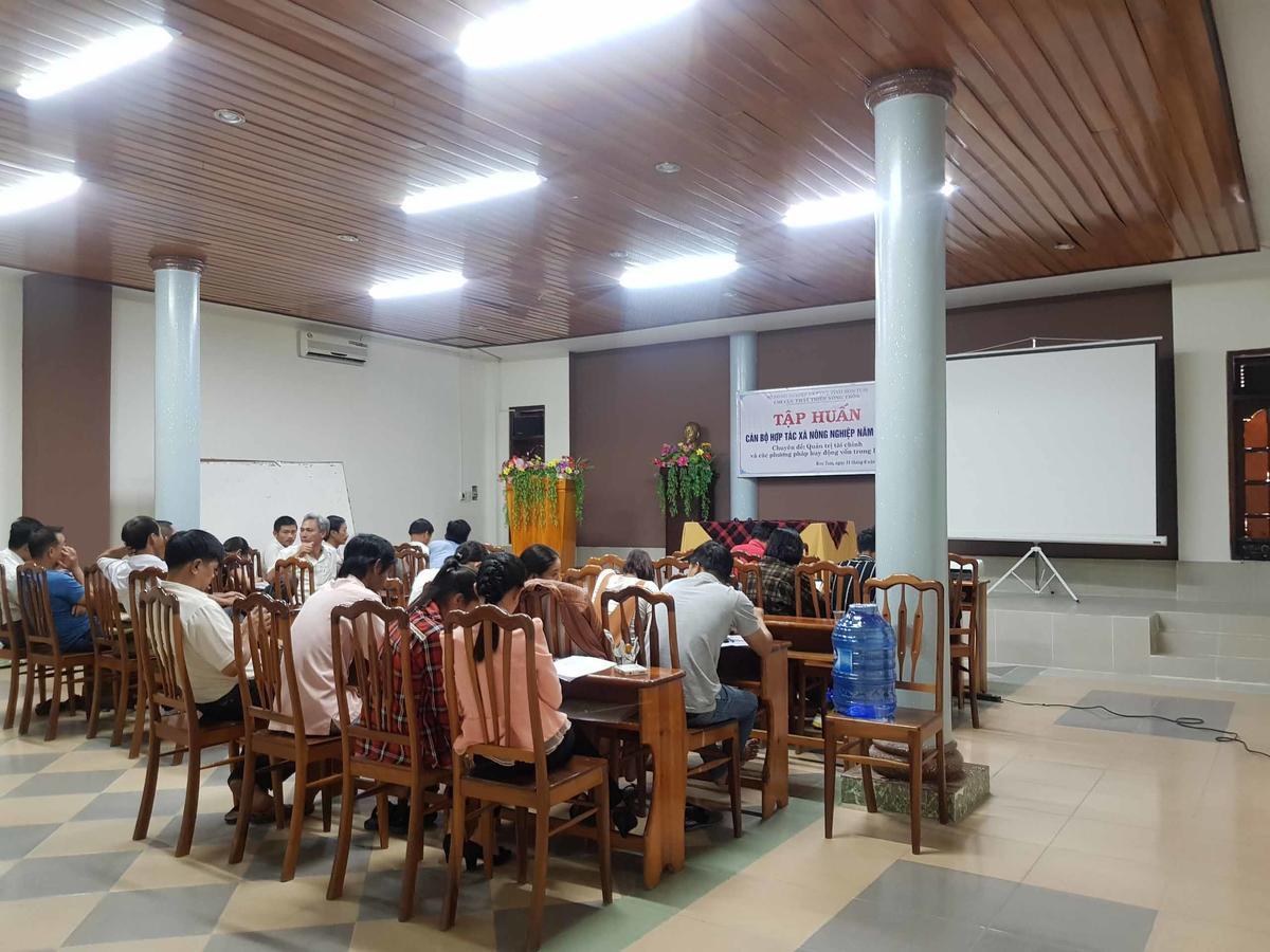 Tay Nguyen Hotel Kon Tum Екстер'єр фото